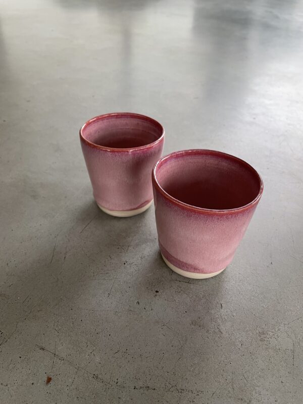 Beker roze